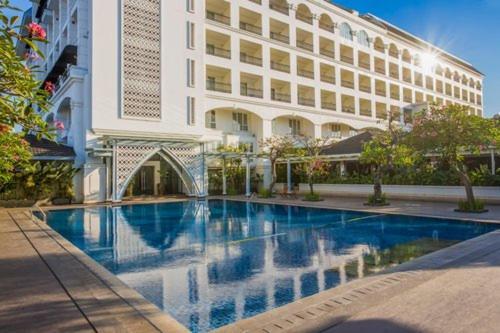 Hotel Grand Rohan Jogja 4*
